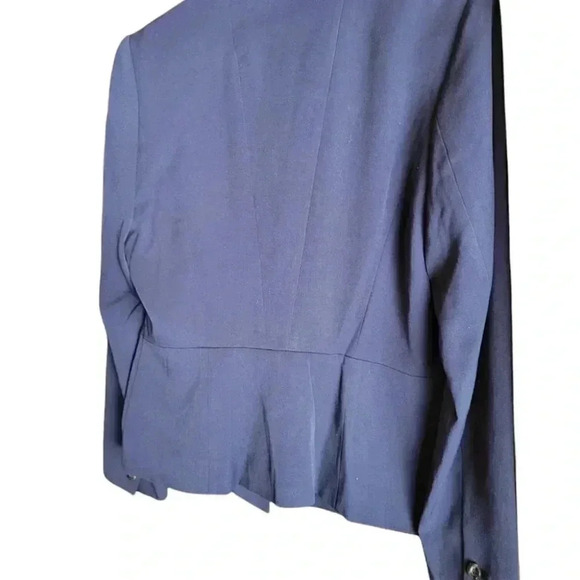 H&M  Light Weight Woman's Navy Fashion Blazer Jacket sz10 - Picture 3 of 5